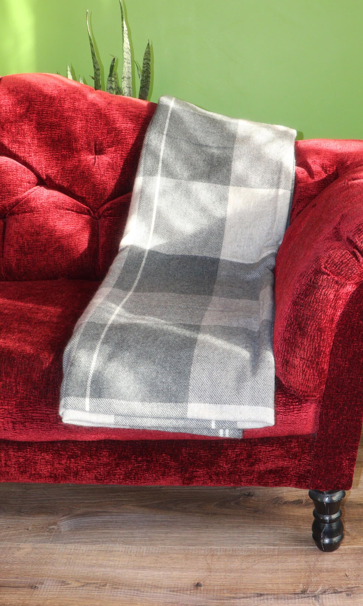 Luxurious Grey Plaid Check Cashmere Blanket Throw - 56x96 Inches, Handwoven 100% Pure Himalayan Cashmere folded view